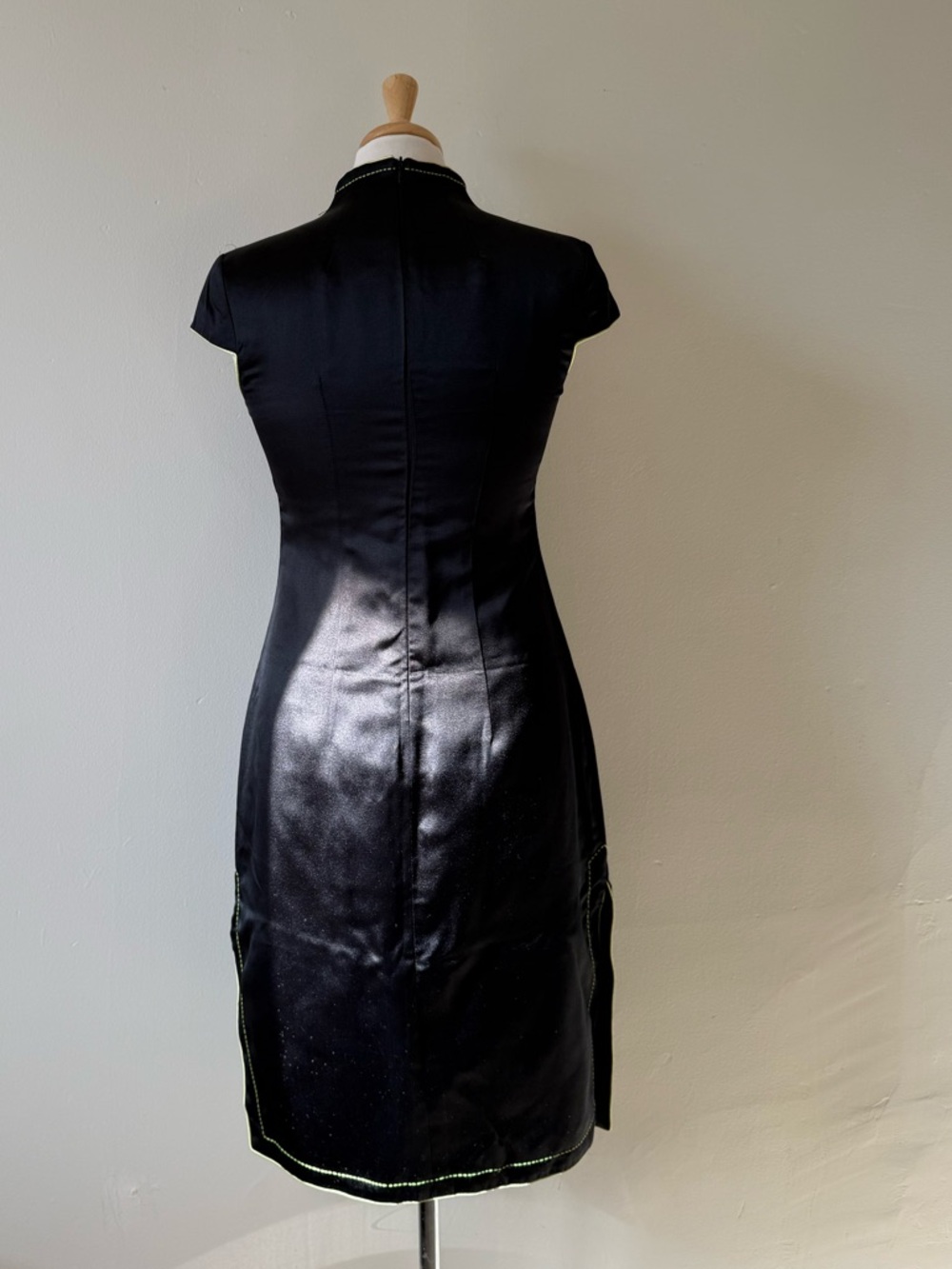 Vintage Style Black Satin Cheongsam Mini Dress Lime Green Trim y2k / 90s - Picture 8 of 12